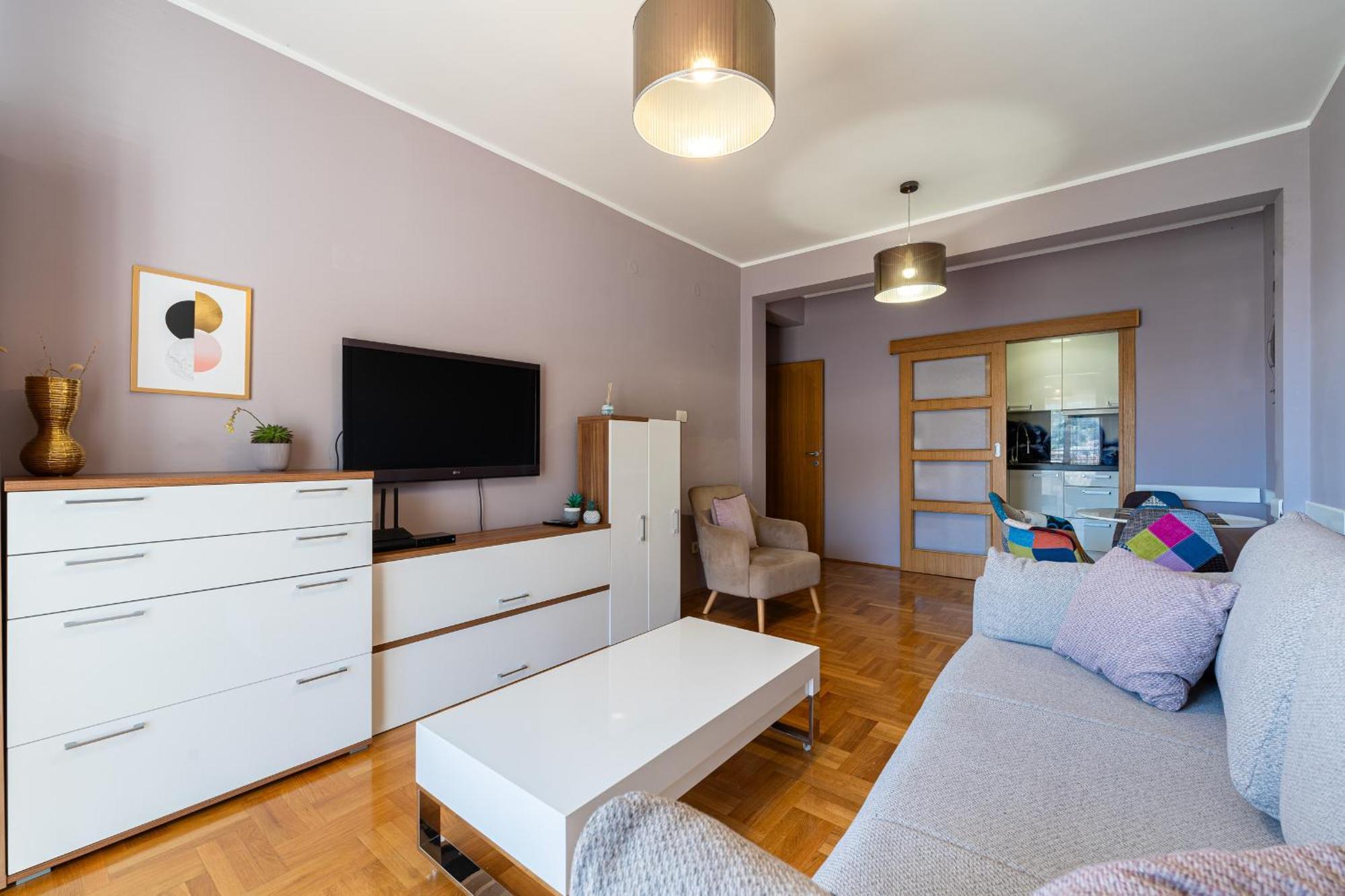 Lovely With Panoramic View Apartment